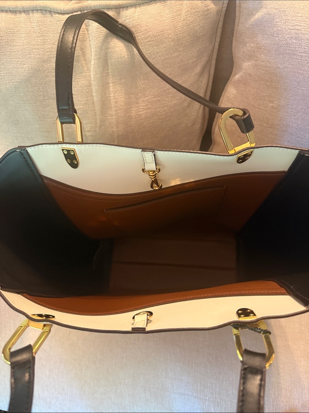 Lauren Ralph Lauren bag - Picture 2 of 4